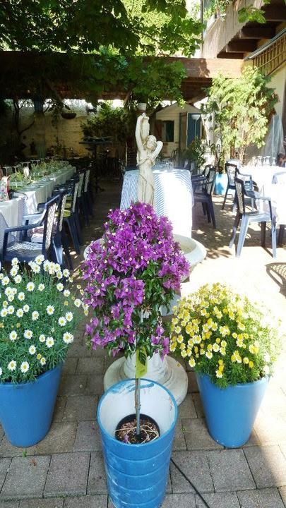 Dionysos Griechische Taverne